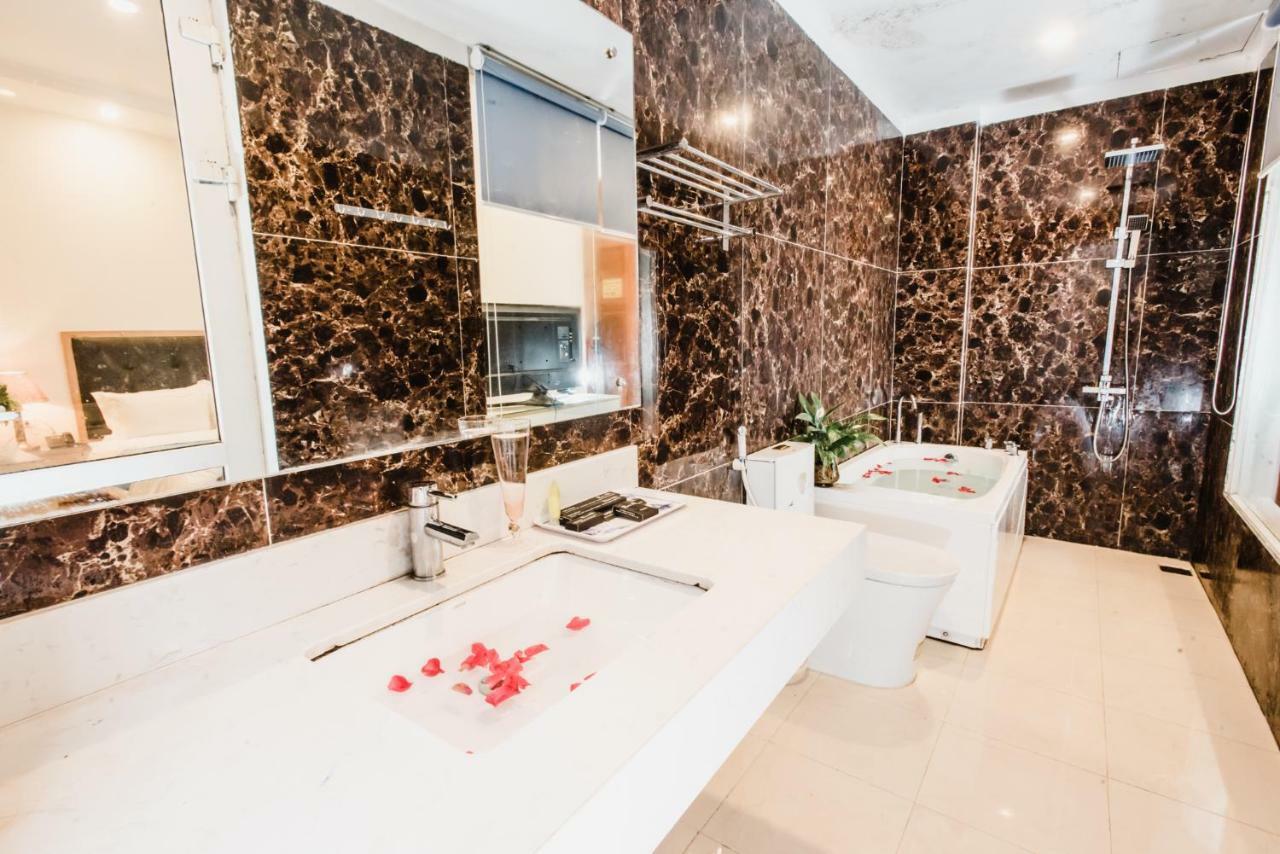 Hotel Royal Van Lung Eksteriør billede